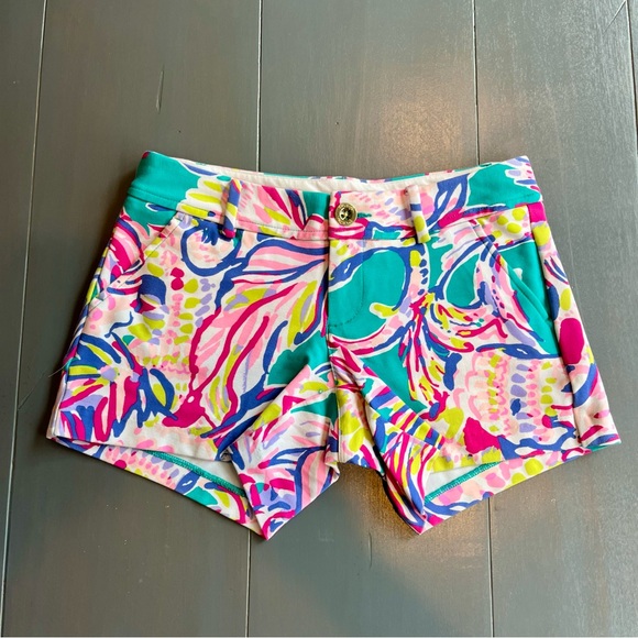 Lilly Pulitzer Women's Callahan Shorts, Size 00, Rayon Blend - Picture 1 of 6